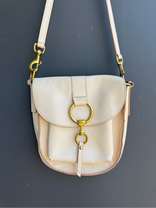 Frye Handbags - Frye Ilana leather saddle bag